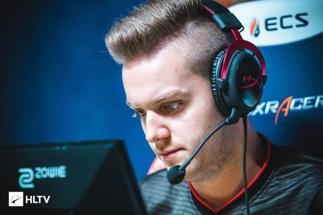 Rare Atom vs RNG赛前数据前瞻：双方的场均对线期经济差均为倒数