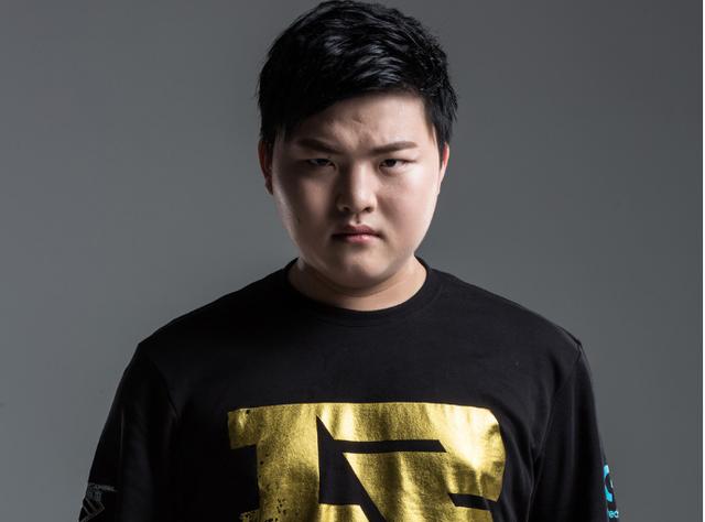 100 Thieves 在 VCT Americas 2025 Kick-off 中排名最后，Nadeshot 批评比赛格式